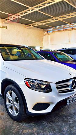 مێرسێدس بێنز GLC